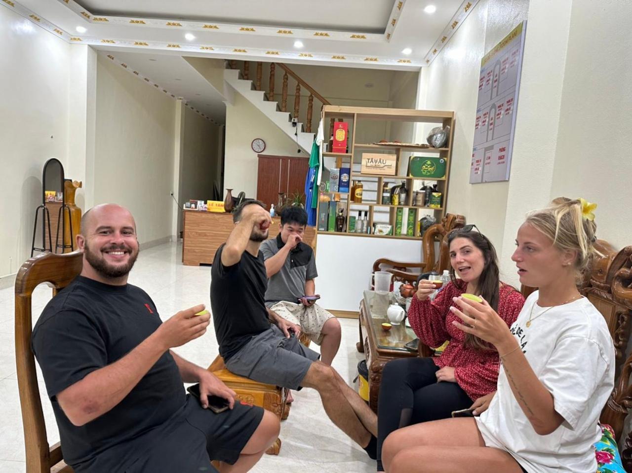 Viethung Hostel-Motorbikes For Rental - Tour Lang Lap 외부 사진